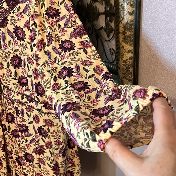 NWT Torrid Top Boho Floral Long Ballon Sleeve Top Embroidered Sz 5 - Picture 5 of 16